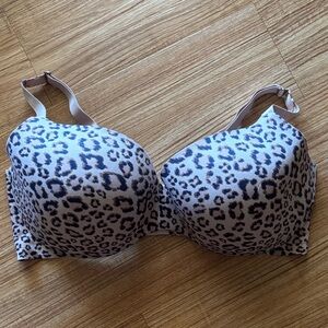 Victoria's Secret Leopard Print Bra Size 38DDD